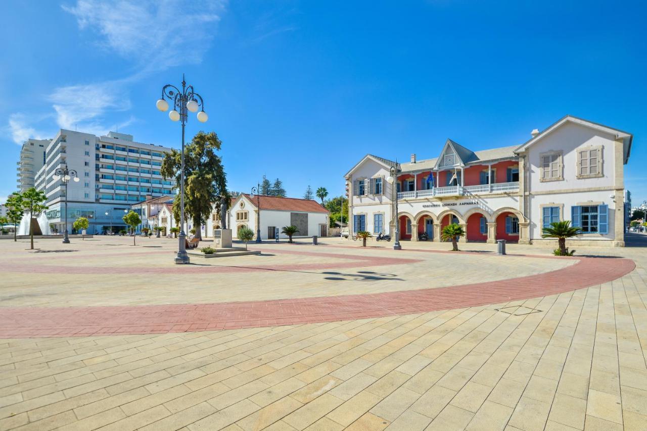 Six Apartments Ларнака Экстерьер фото